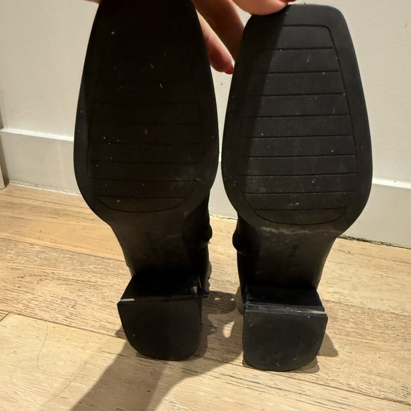 Kenneth Cole Square Toe Black Ankle Boots - Picture 8 of 13